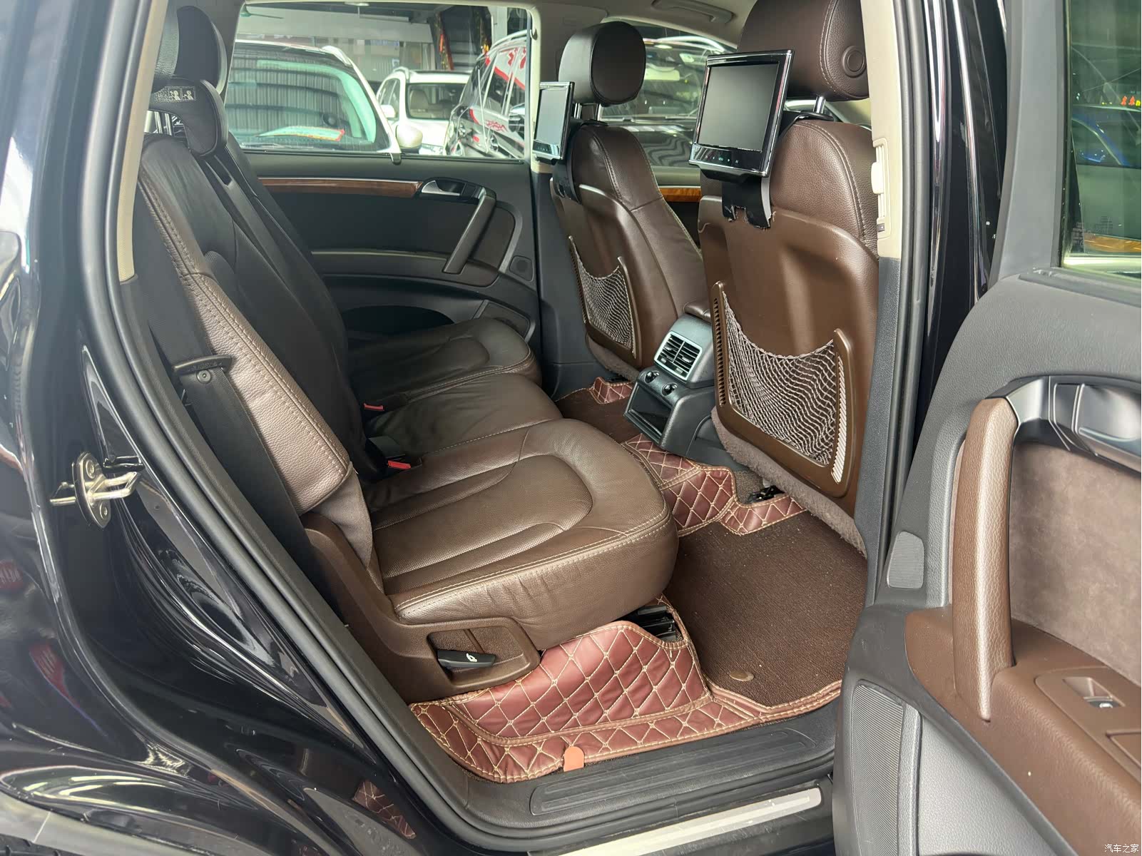 Audi Q7, 2013 16