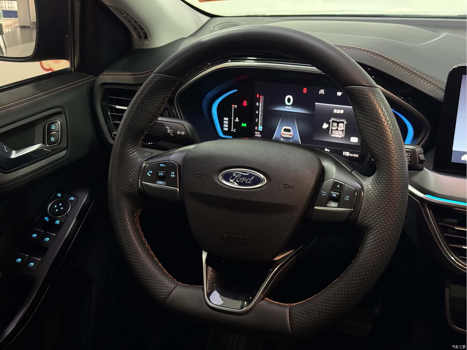 Ford Focus, 2023 16