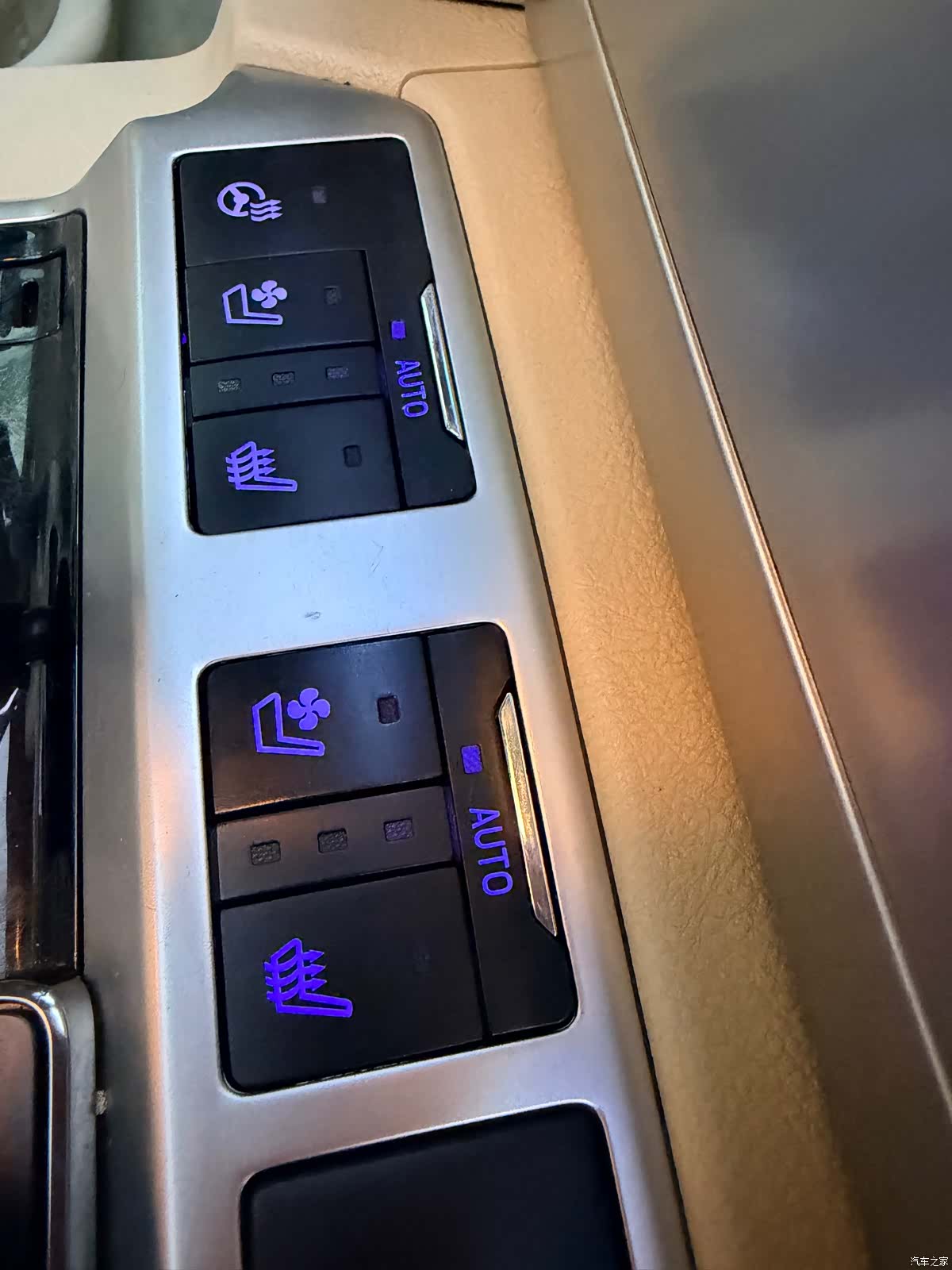 Toyota Land Cruiser, 2019 12