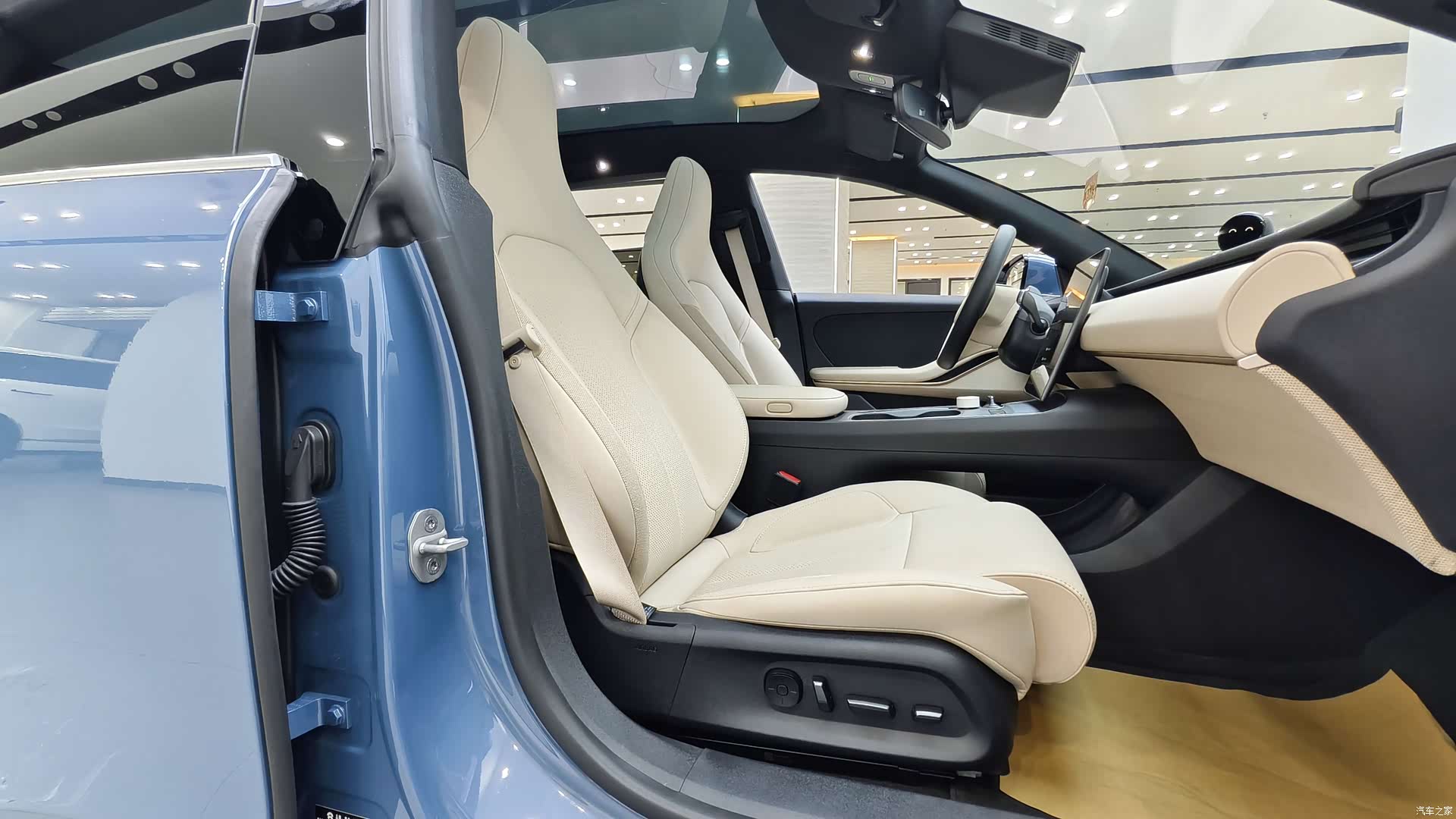 NIO ET5, 2024 8