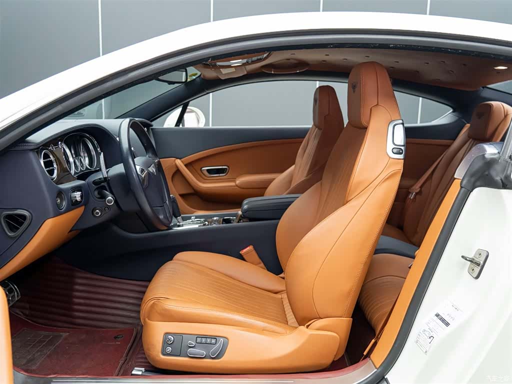 Bentley Continental GT, 2019 7