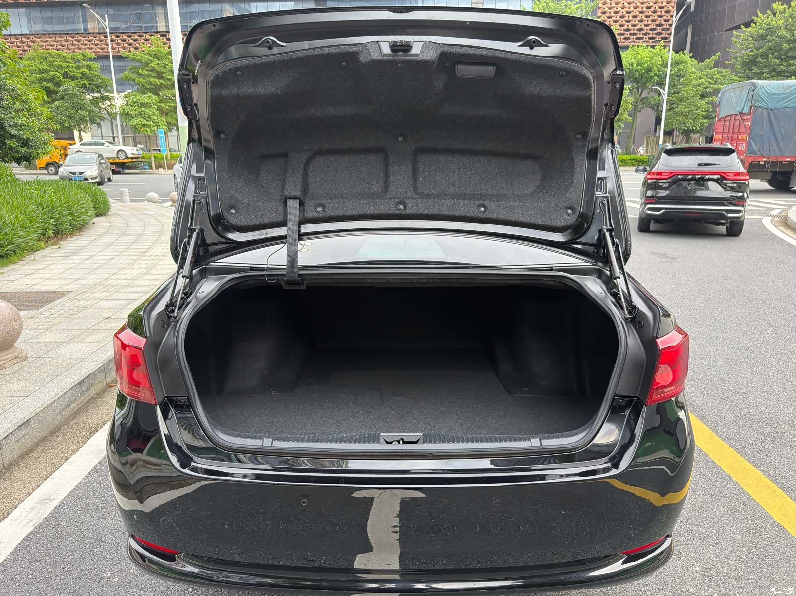 Toyota Crown, 2016 32