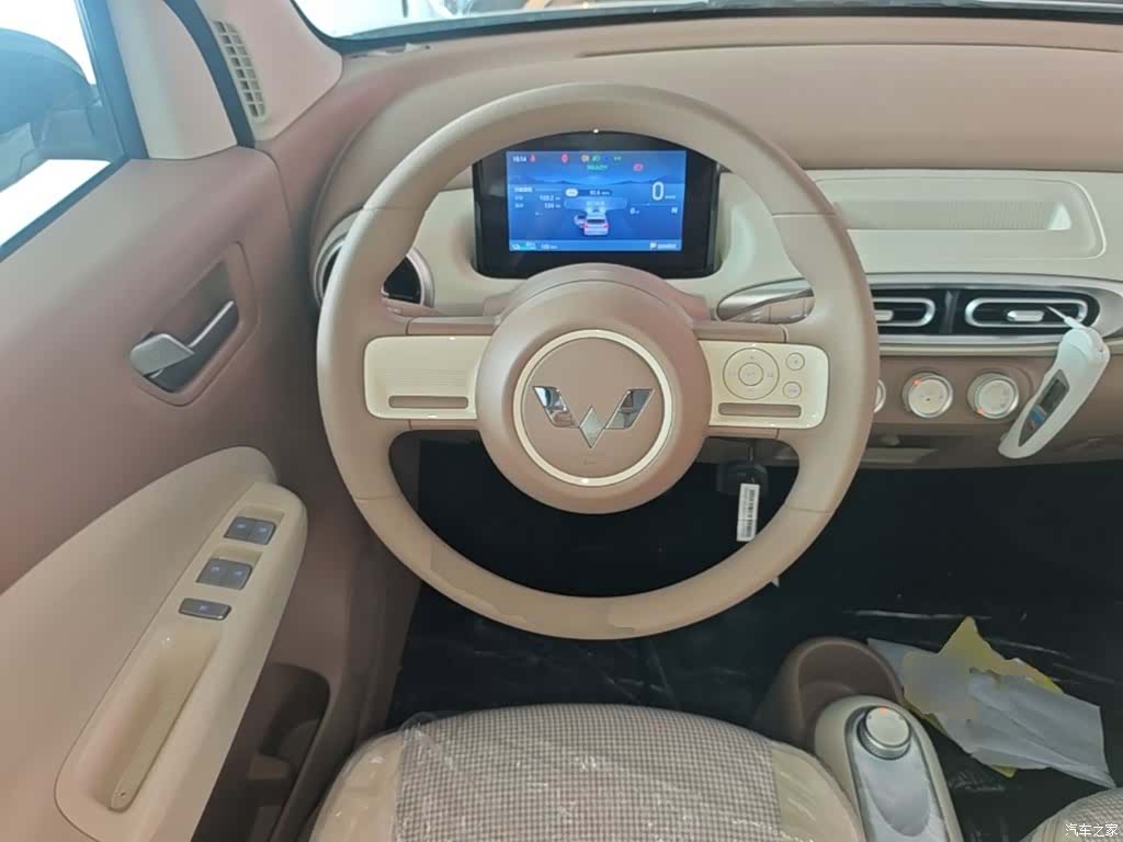 Wuling MINIEV, 2026 11