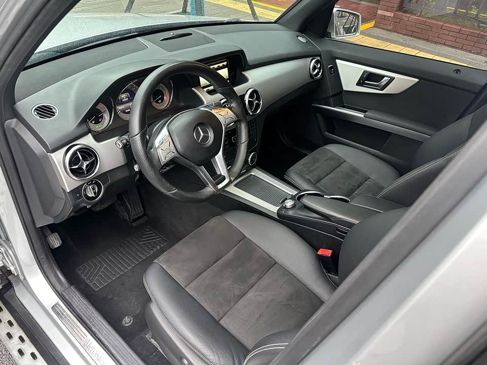 Mercedes-Benz GLK class