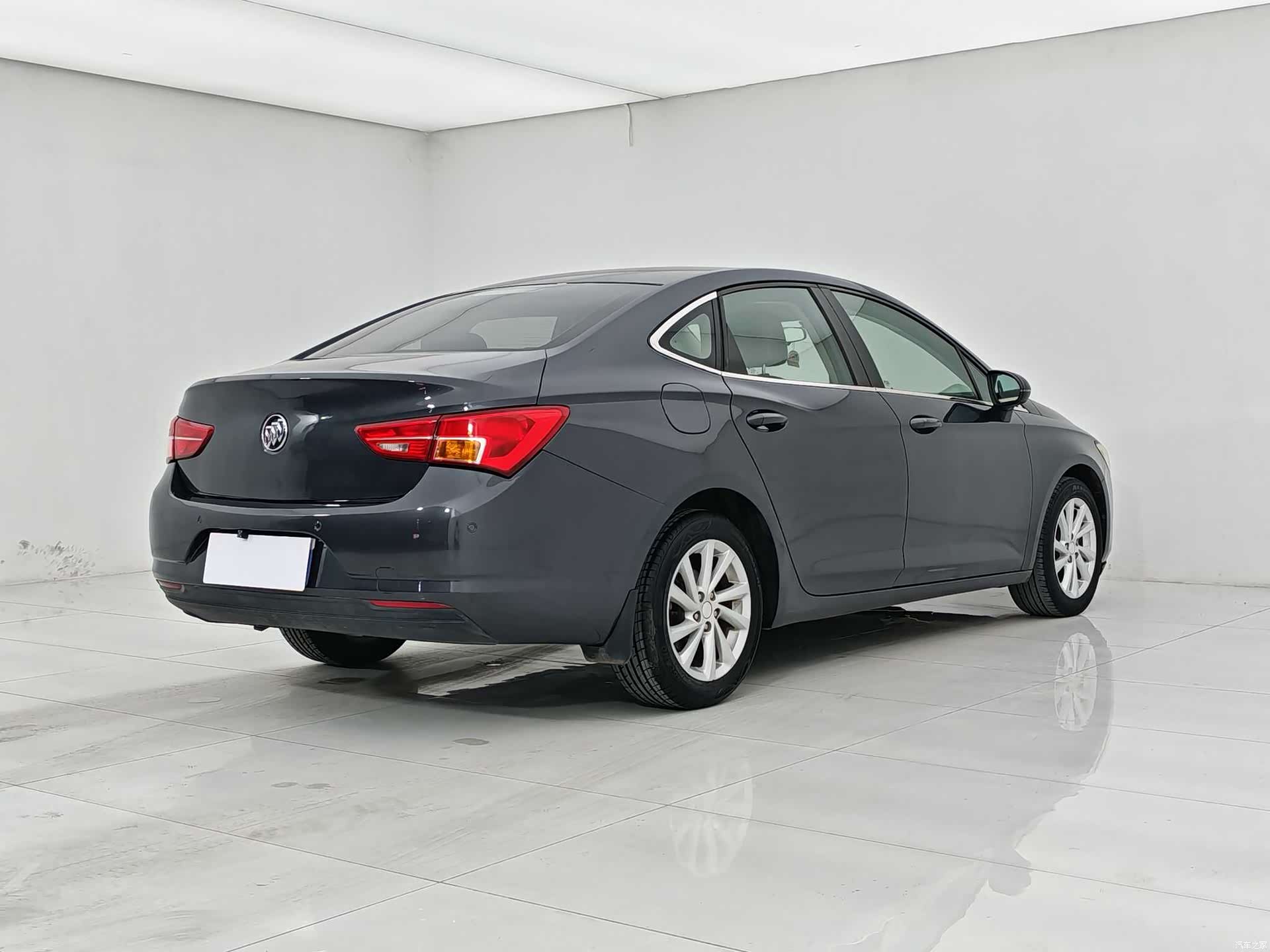Buick Verano, 2017 8