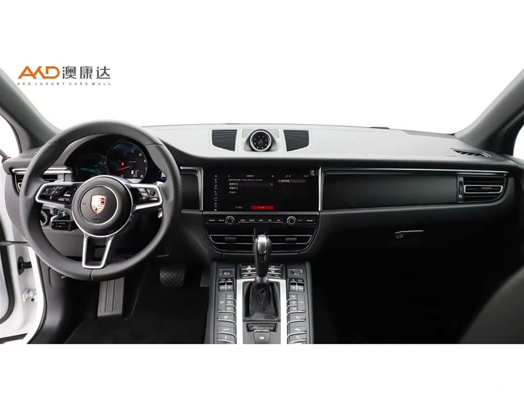 Porsche Macan, 2020 все фото