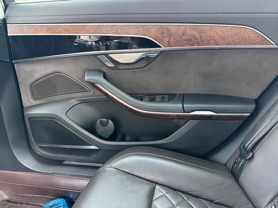 Audi A8 Audi A8