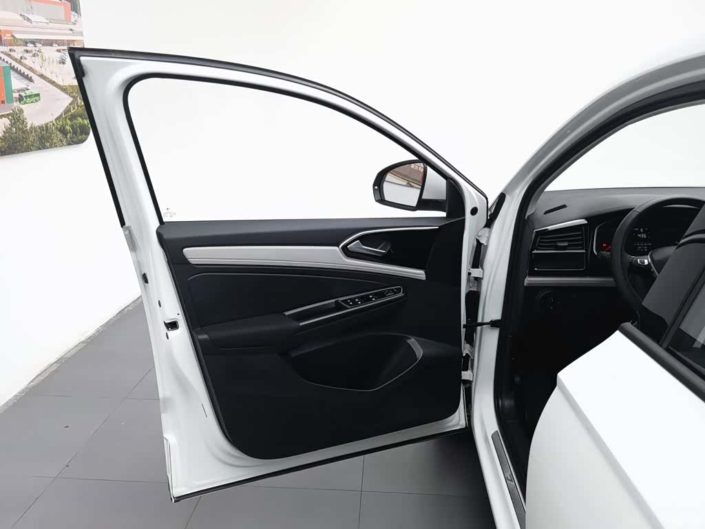 Volkswagen VS5, 2025 8