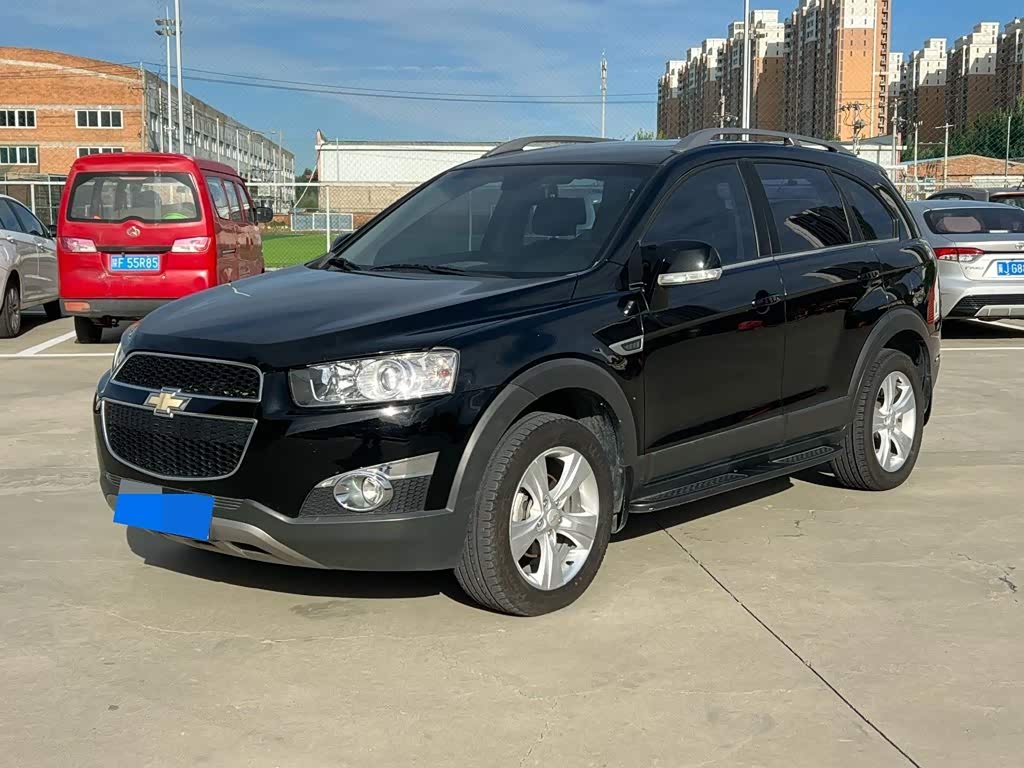 Chevrolet Captiva 2012 2.4L Flagship 7 мест
