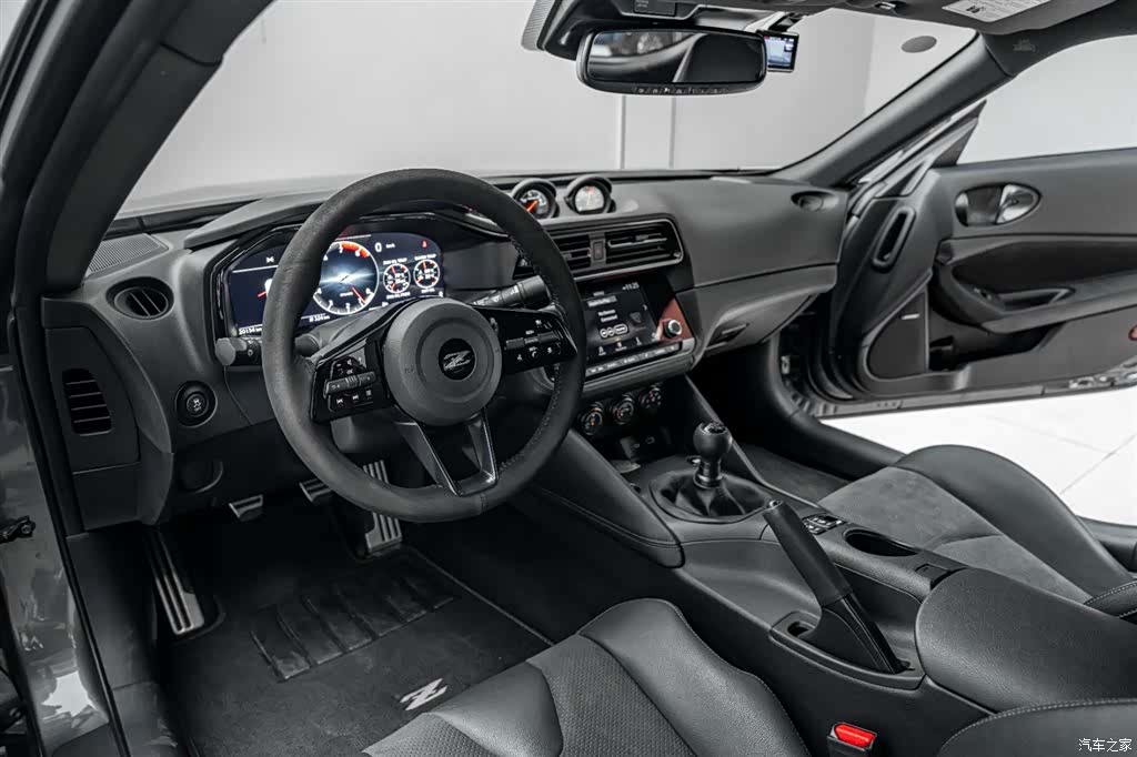 Nissan 400Z, 2023 19