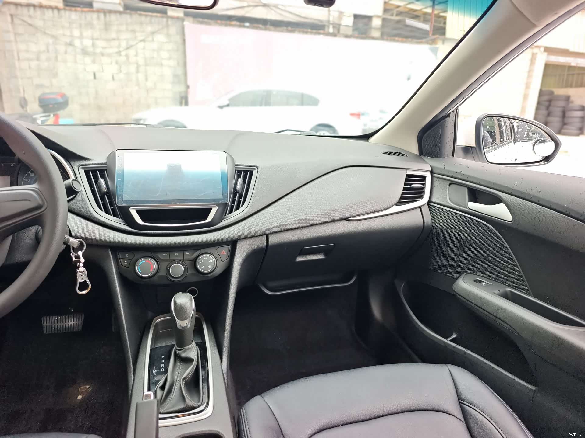 Chevrolet 320, 2018 8