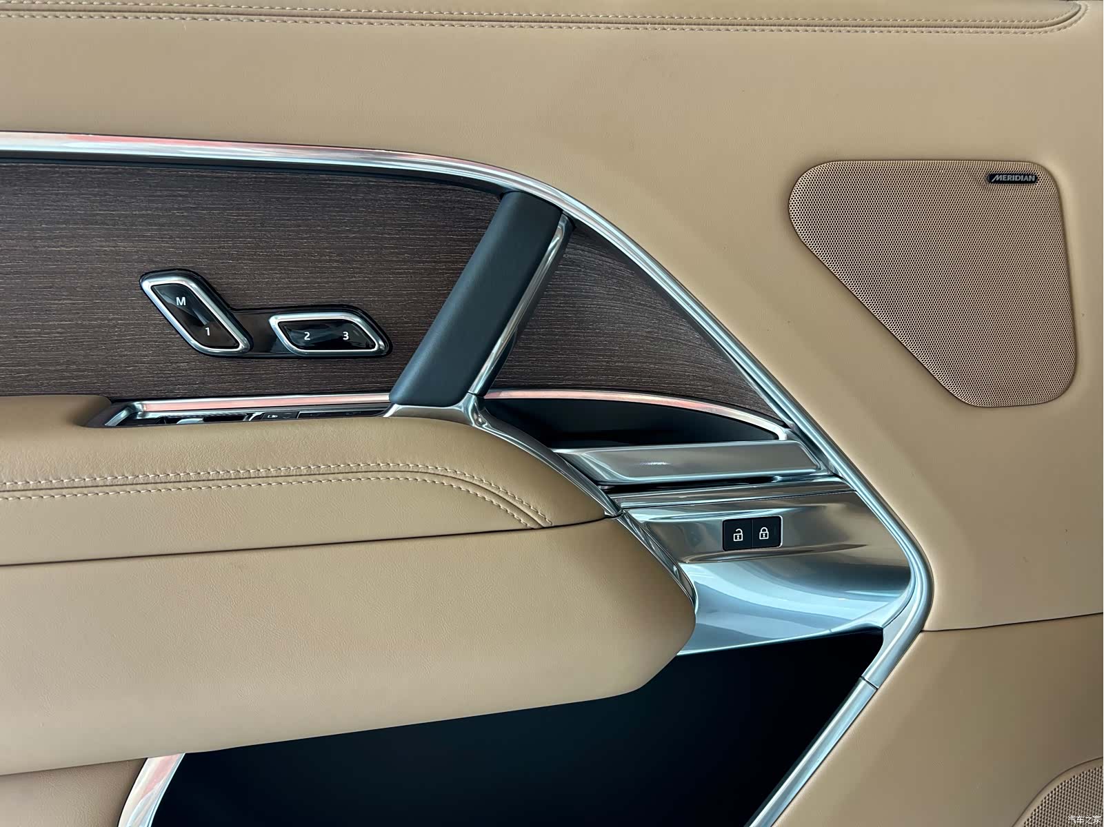 Land Rover Range Rover, 2023 24