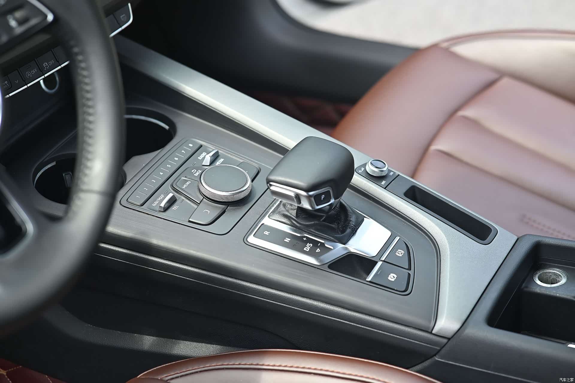 Audi A4L, 2018 10