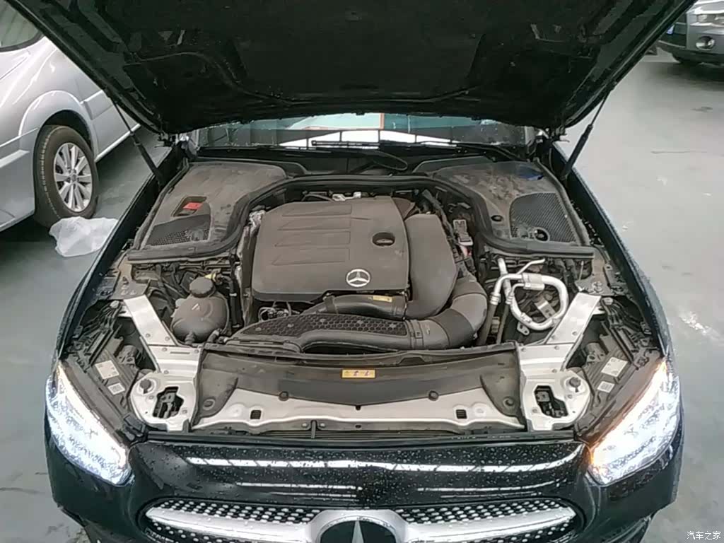 Mercedes-Benz E-Class, 2021 20