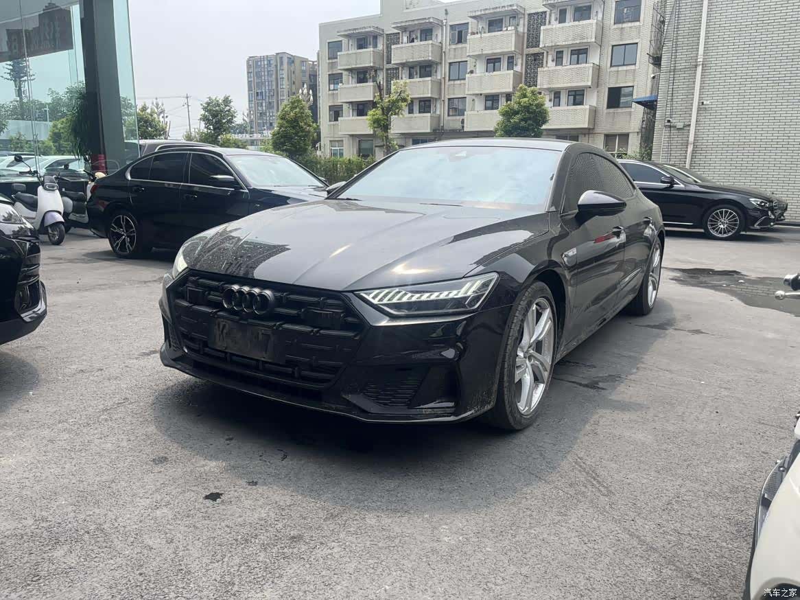 Audi A7L, 2023 1