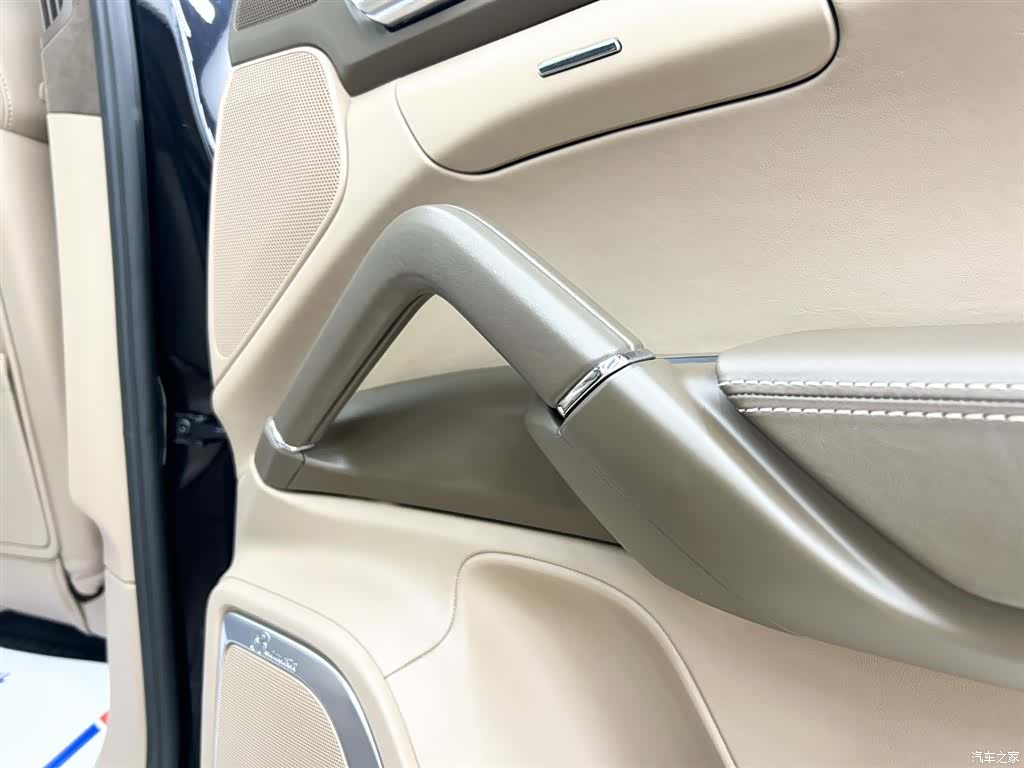 Porsche Cayenne, 2012 12