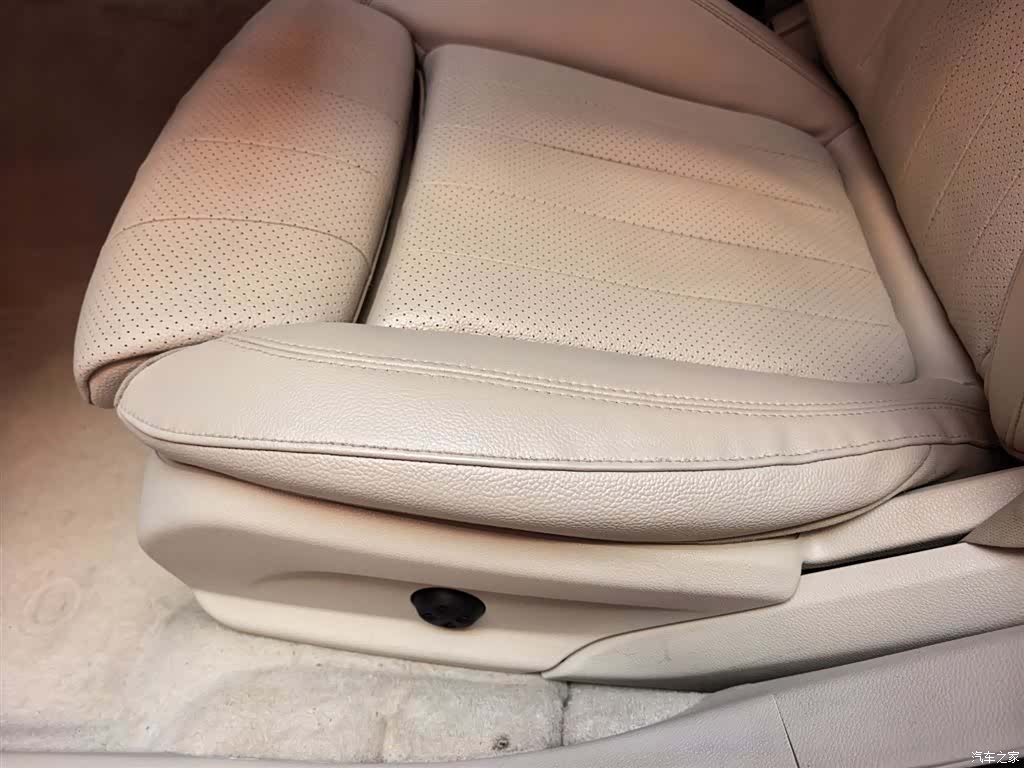 Mercedes-Benz E-Class, 2017 15