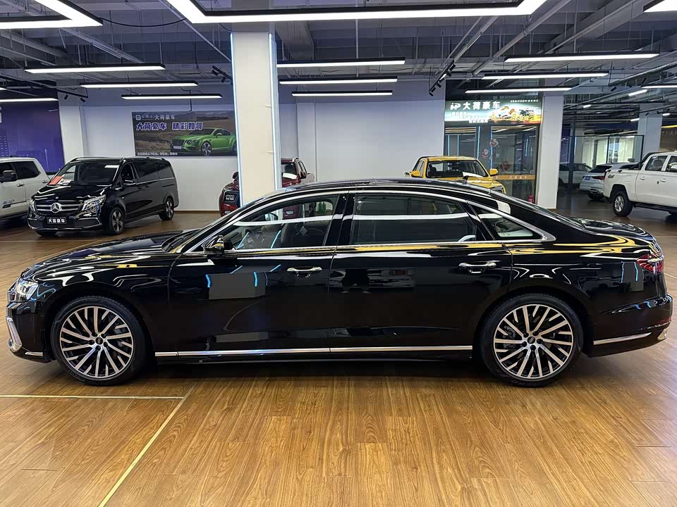 Audi A8 Audi A8