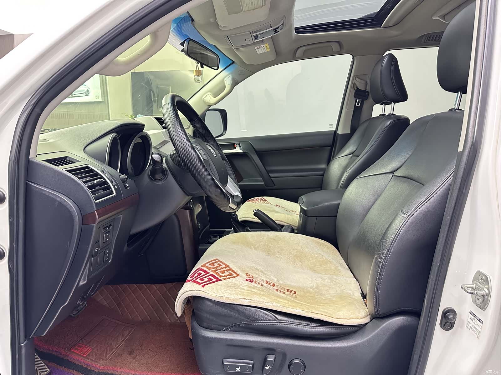 Toyota Prado, 2015 10