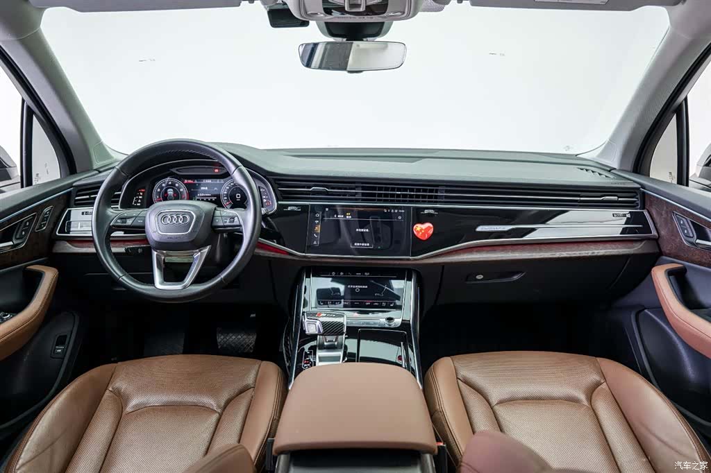Audi Q7, 2023 6