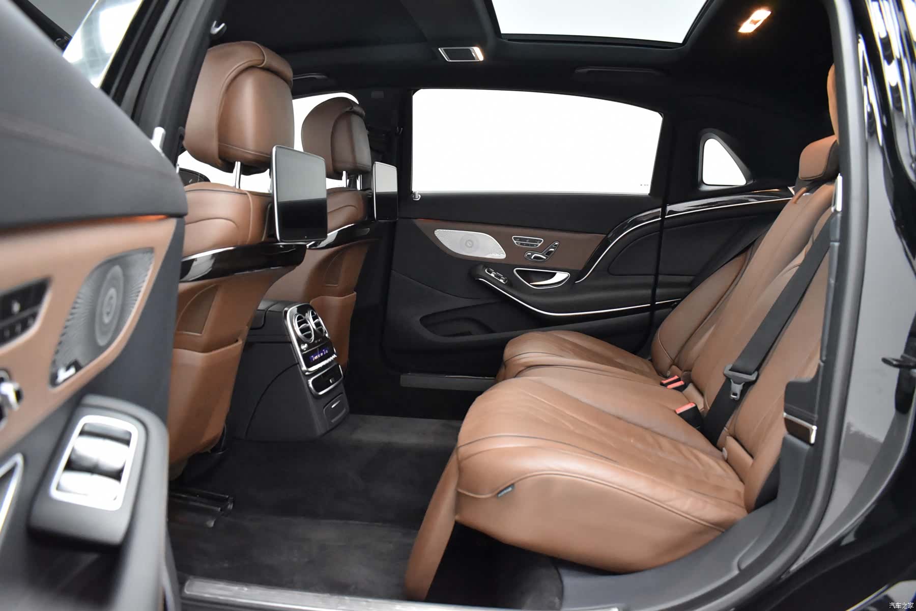 Maybach S-Class, 2019 18