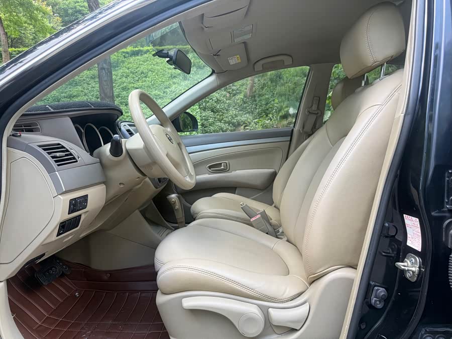 Nissan Sylphy 2013, фото 6