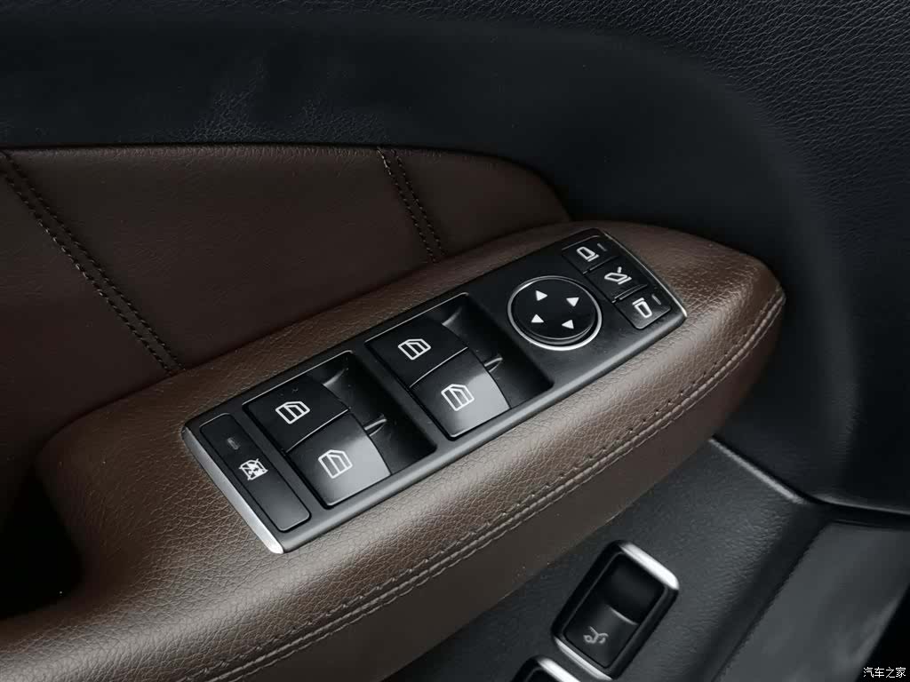 Mercedes-Benz GL-Class, 2015 9