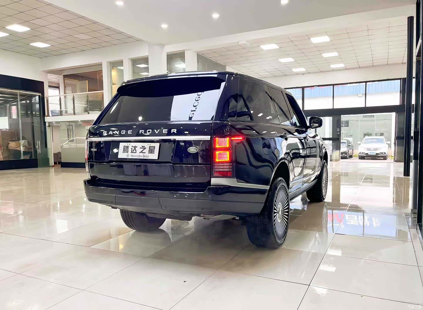 Land Rover Range Rover, 2015 9