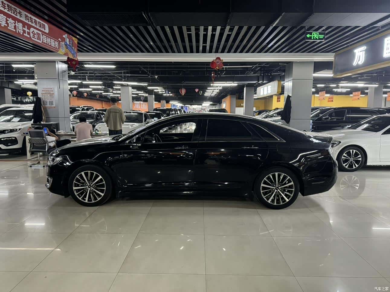 Lincoln MKZ, 2019 2