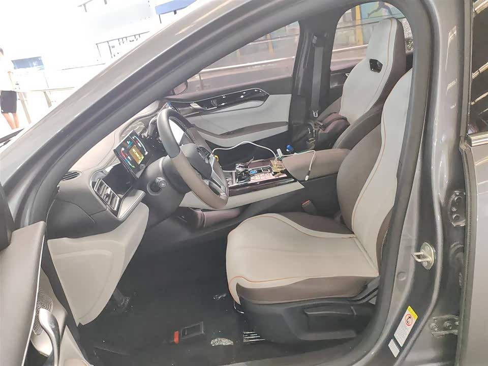BYD Qin Yuan BYD Qin Yuan