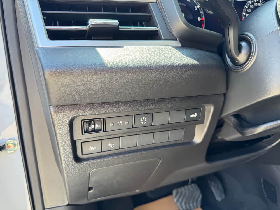 Mitsubishi Outlander Mitsubishi Outlander