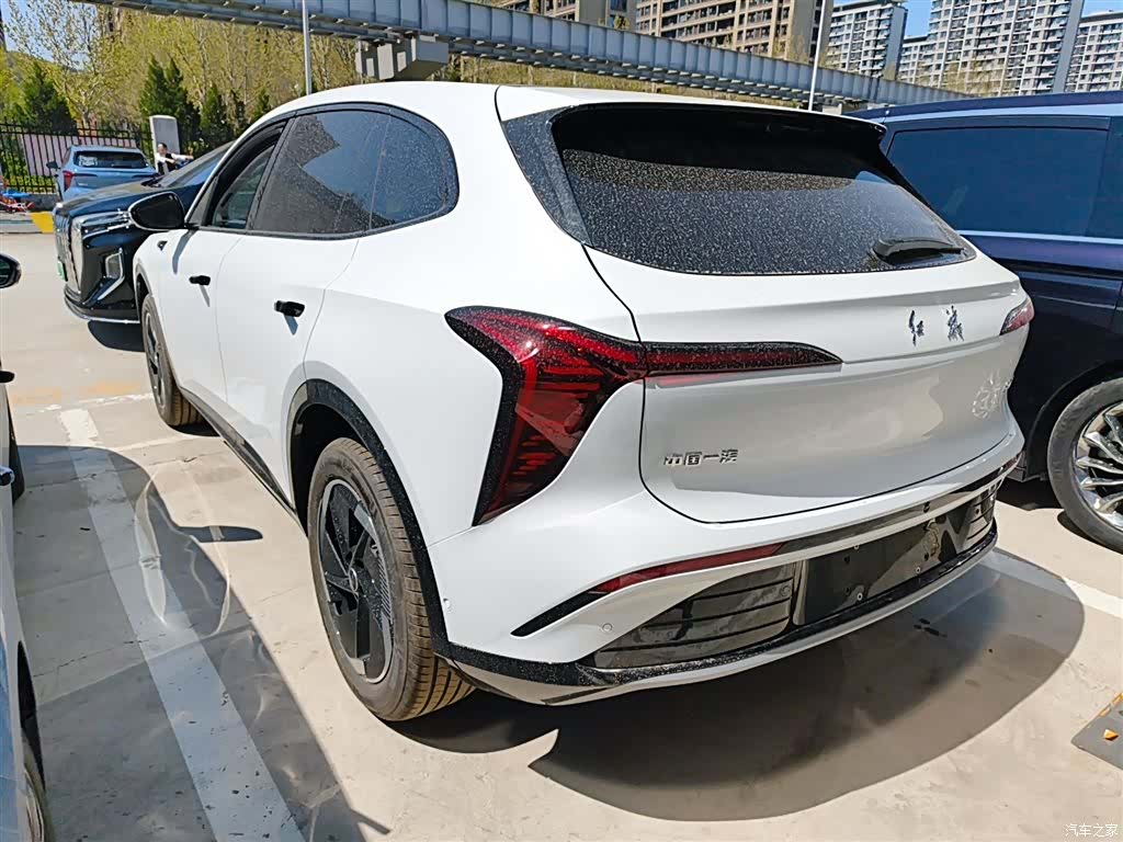 Hongqi 06, 2026 все фото