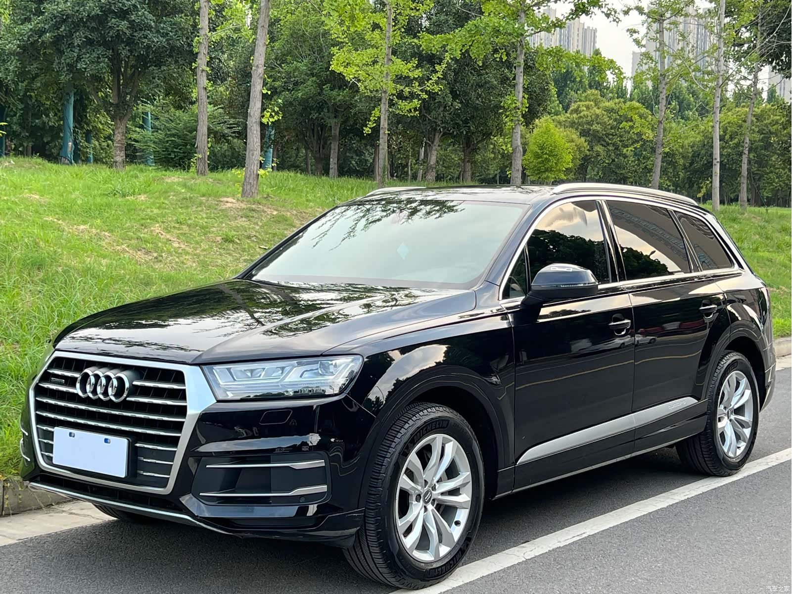 Audi Q7, 2019 1