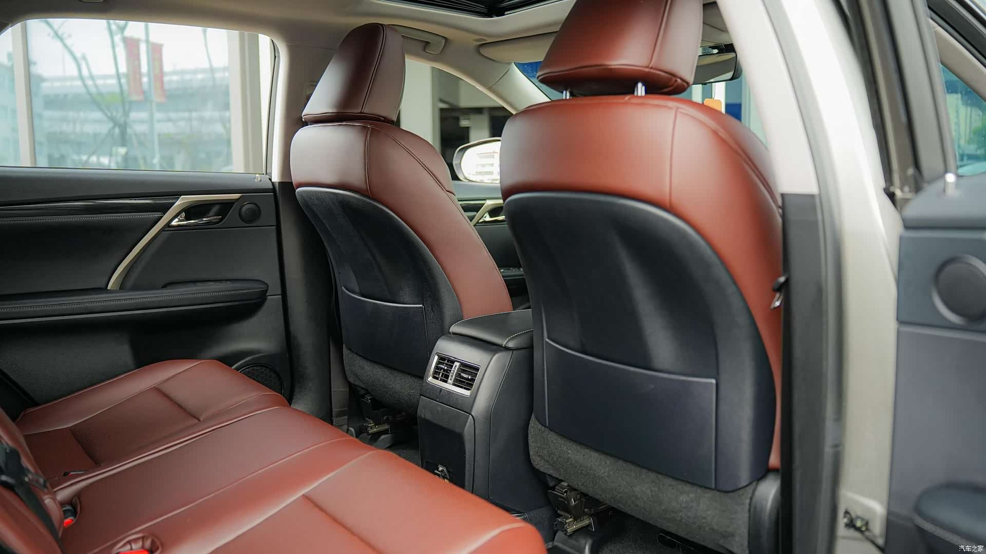 Lexus RX, 2021 13