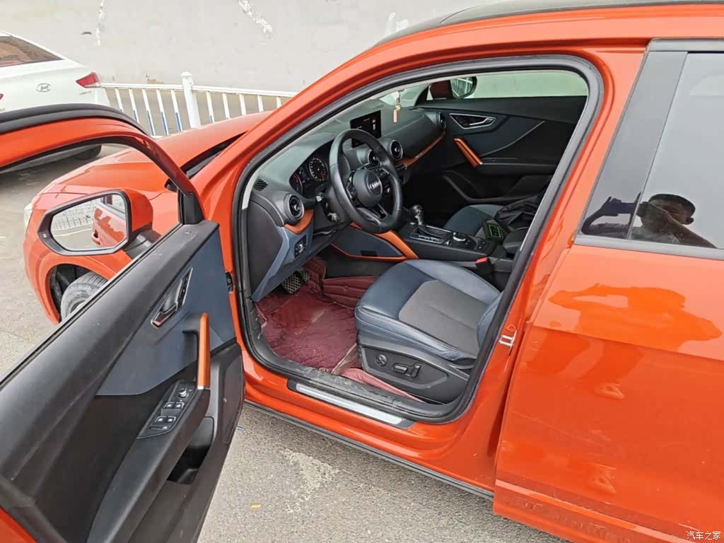 Audi Q2L, 2020 16