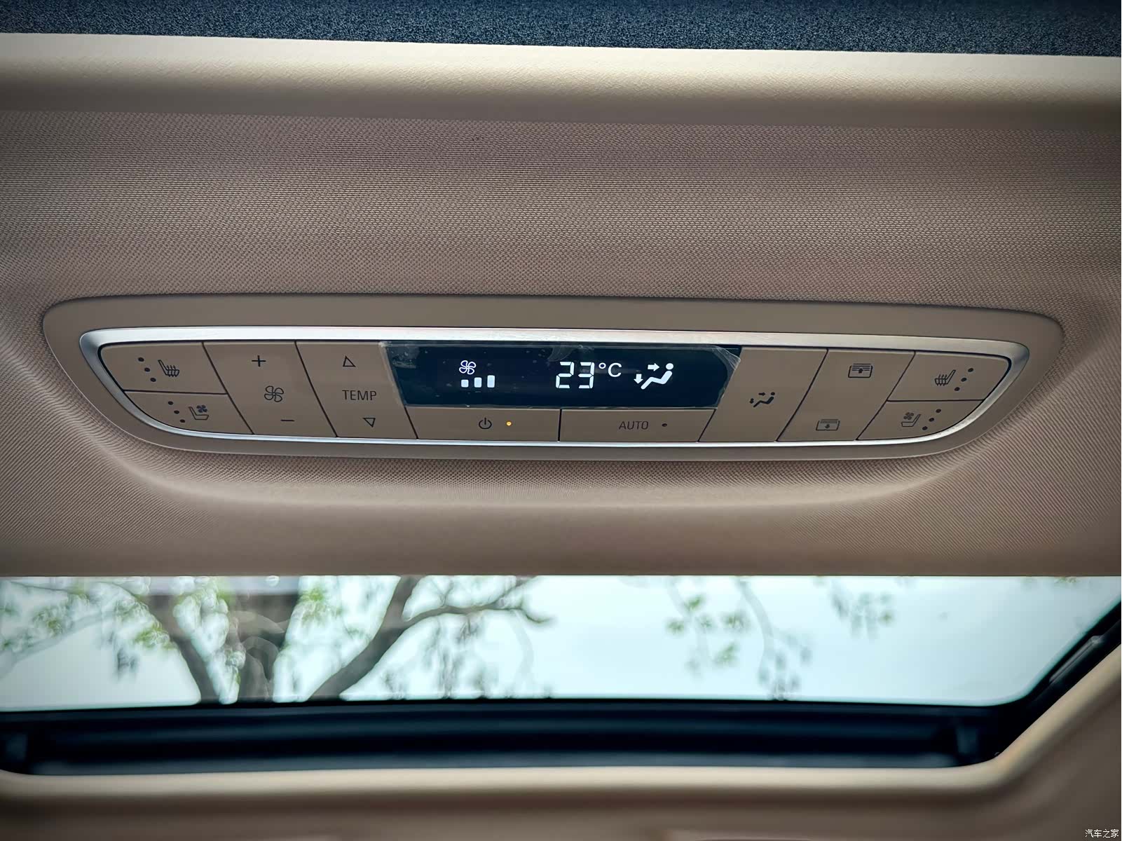 Buick GL8, 2021 12