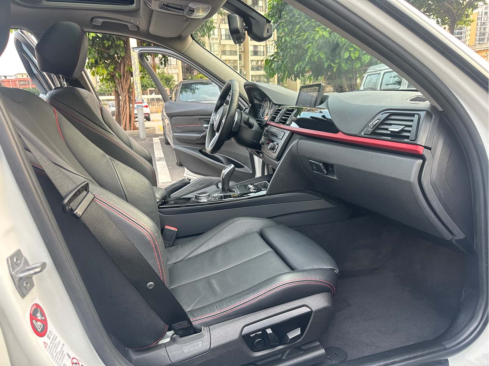 BMW 3 Series, 2015 13