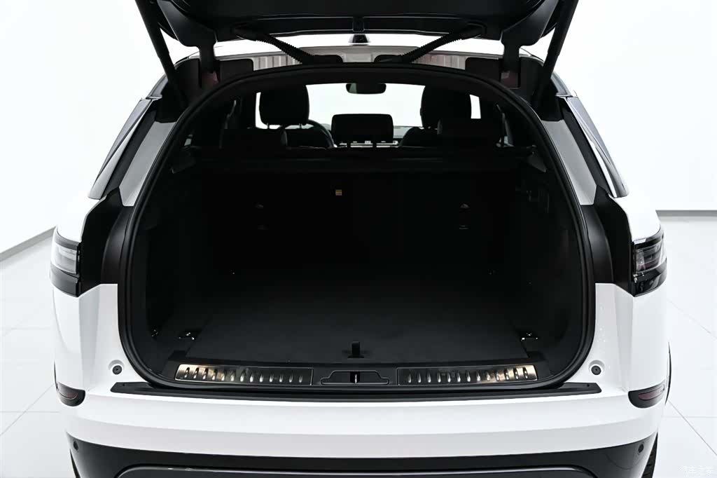 Land Rover Range Rover, 2026 32