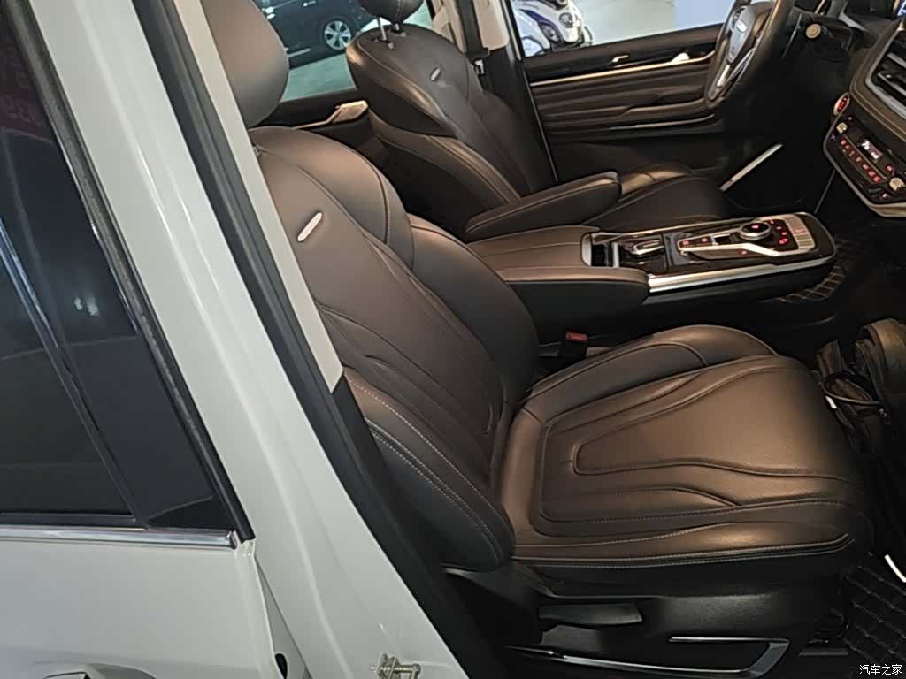 Maxus G20, 2022 25