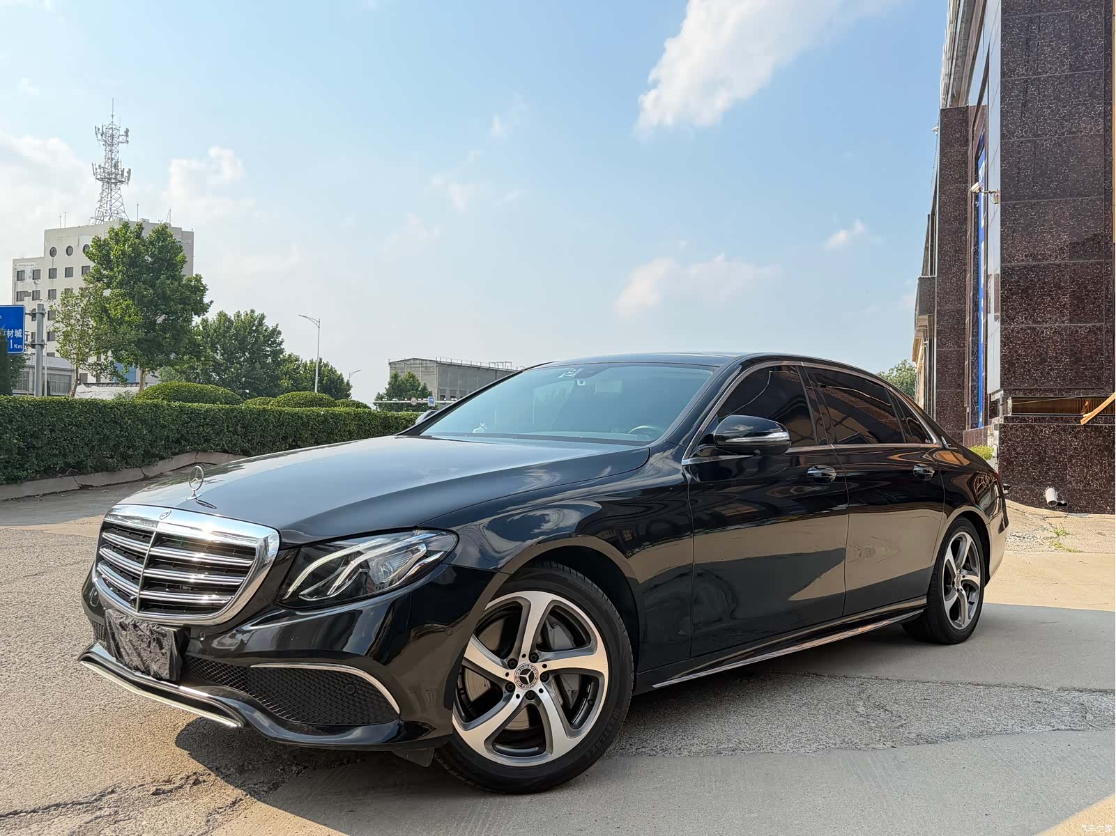 Mercedes-Benz E-Class, 2019 1
