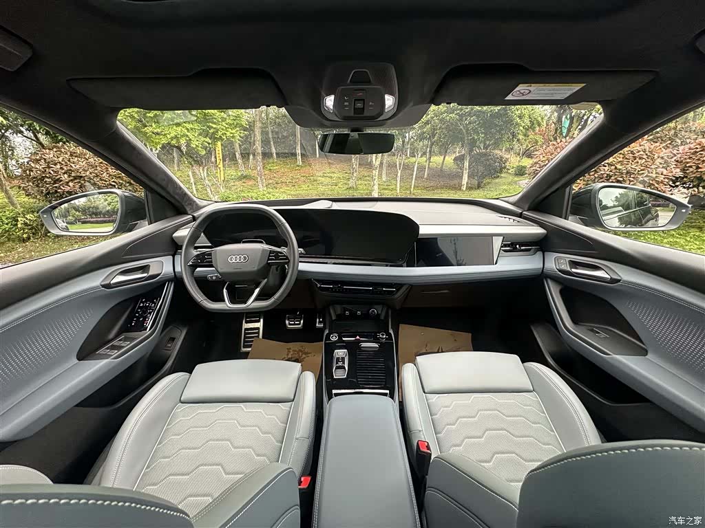 Audi e-tron, 2025 6