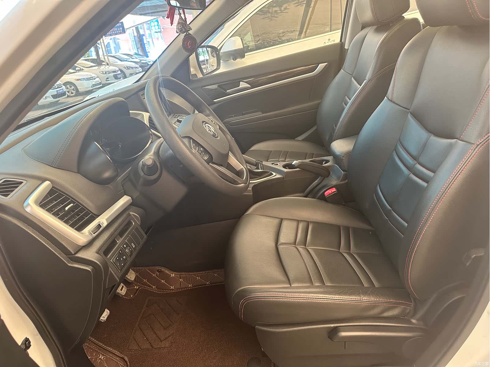 DongFeng AX7, 2016 все фото