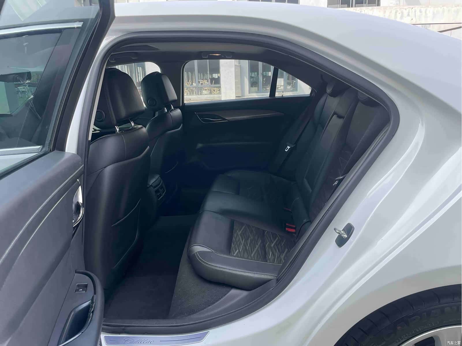 Cadillac ATS-L, 2015 12