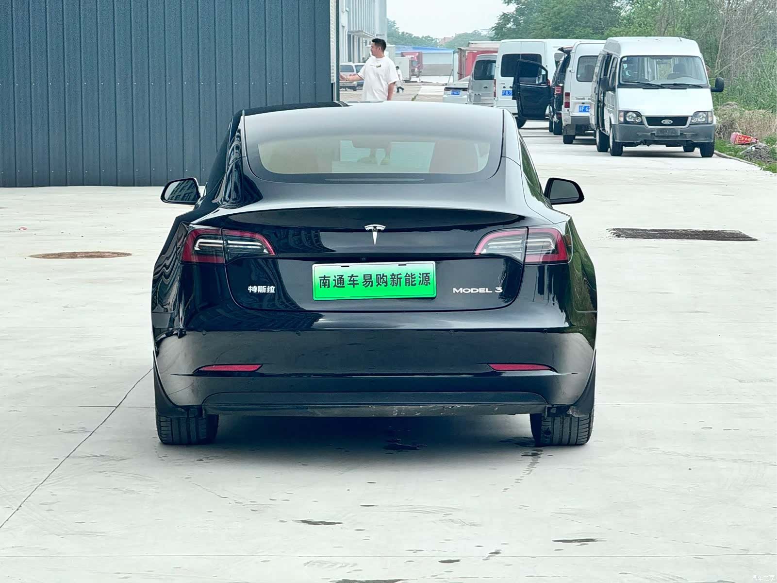Tesla Model 3, 2022 9