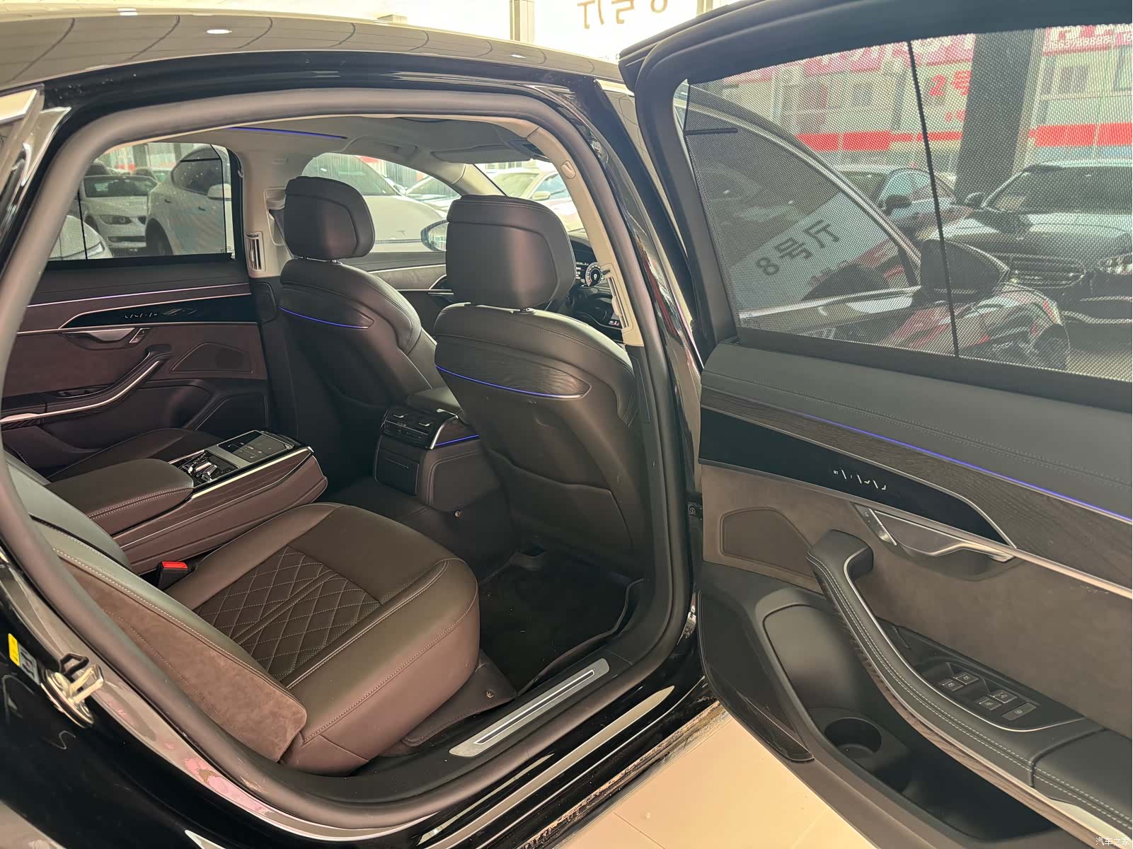 Audi A8L, 2023 11