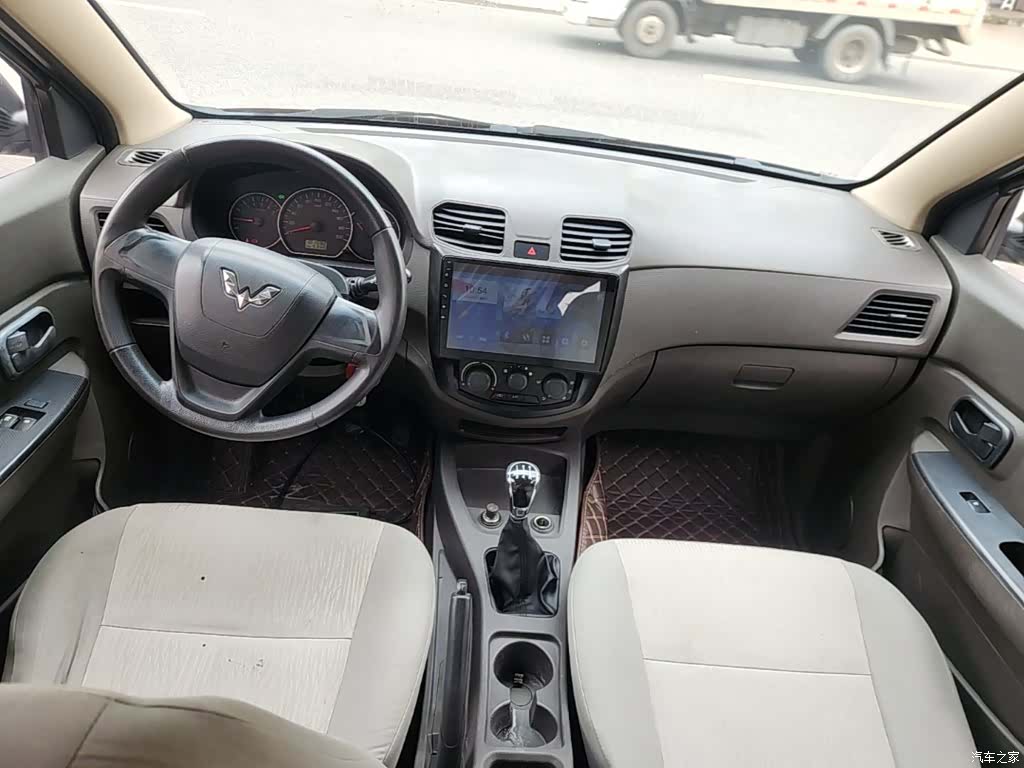 Wuling Hongguang, 2016 10