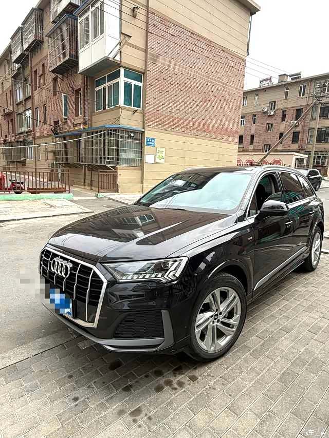 Audi Q7, 2021 3