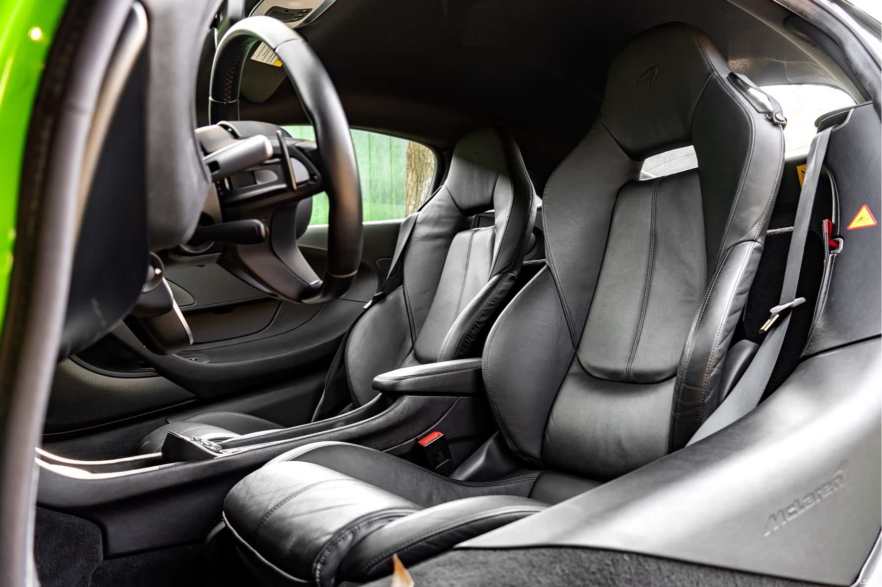 McLaren 570, 2016 13