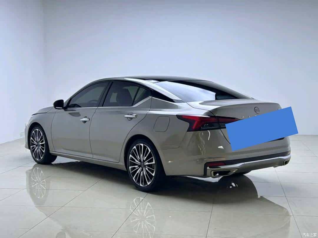 Nissan Teana, 2024 3