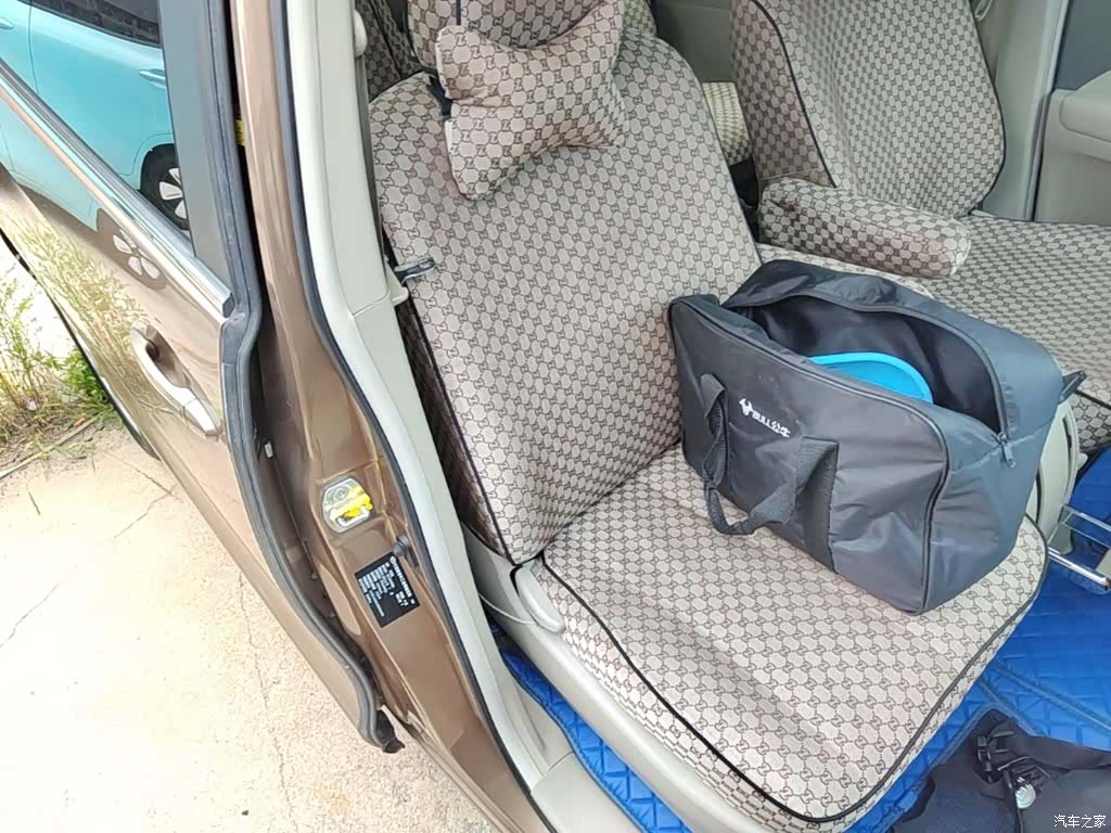 BYD M6, 2014 20